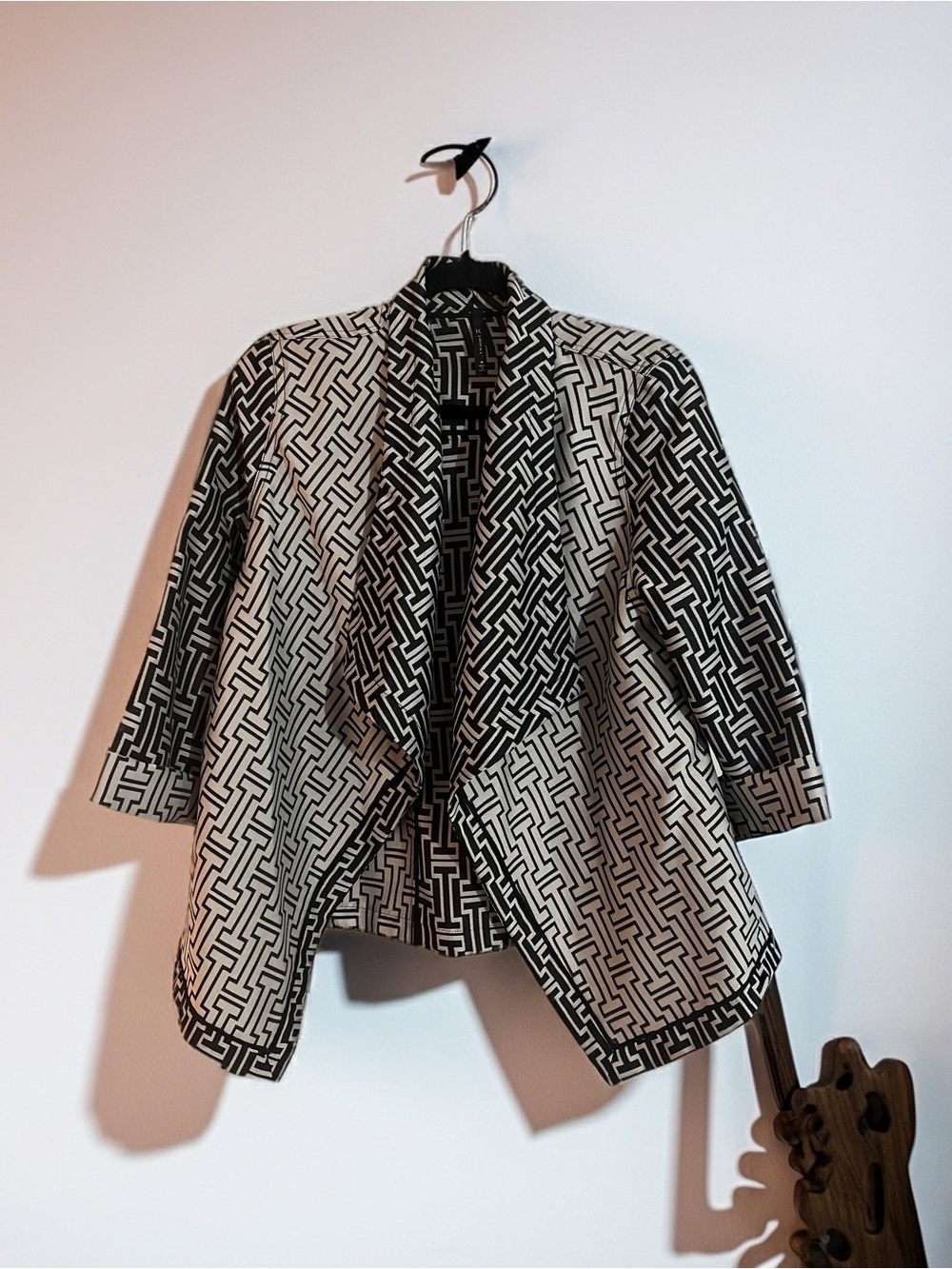 Open-Front Geometric Pattern Jacket - Black & White